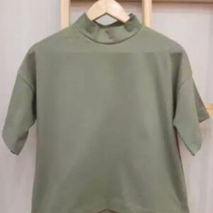 REMERA CUELLO POLERA M/C EN VERDE MILITAR