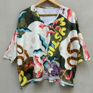 REMERA SUBLIMADA MANGA 3/4 ESCOTE V "SERPIENTE"